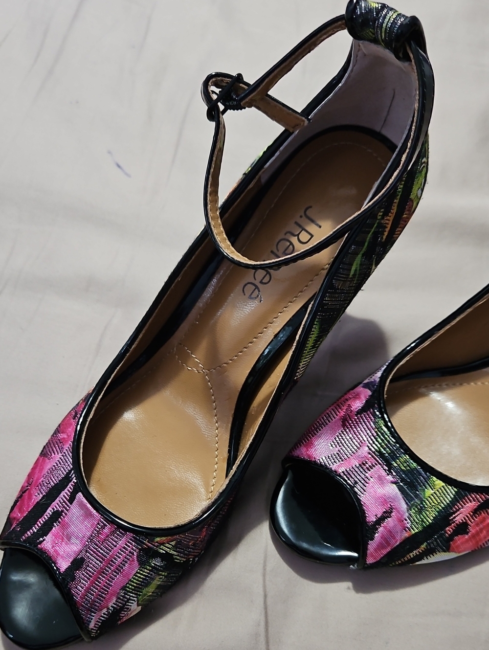 J.Renee Multicolor Shine Floral Peep-Toe 7.5N Ankle Strap Heels
